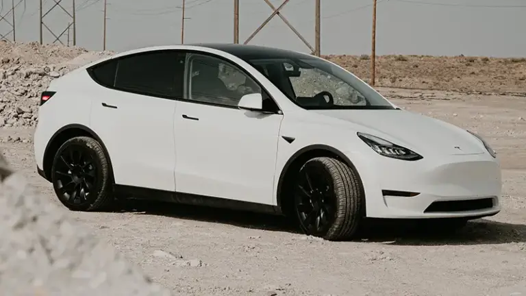 Mere end 50.000 Tesla-køretøjer i Danmark